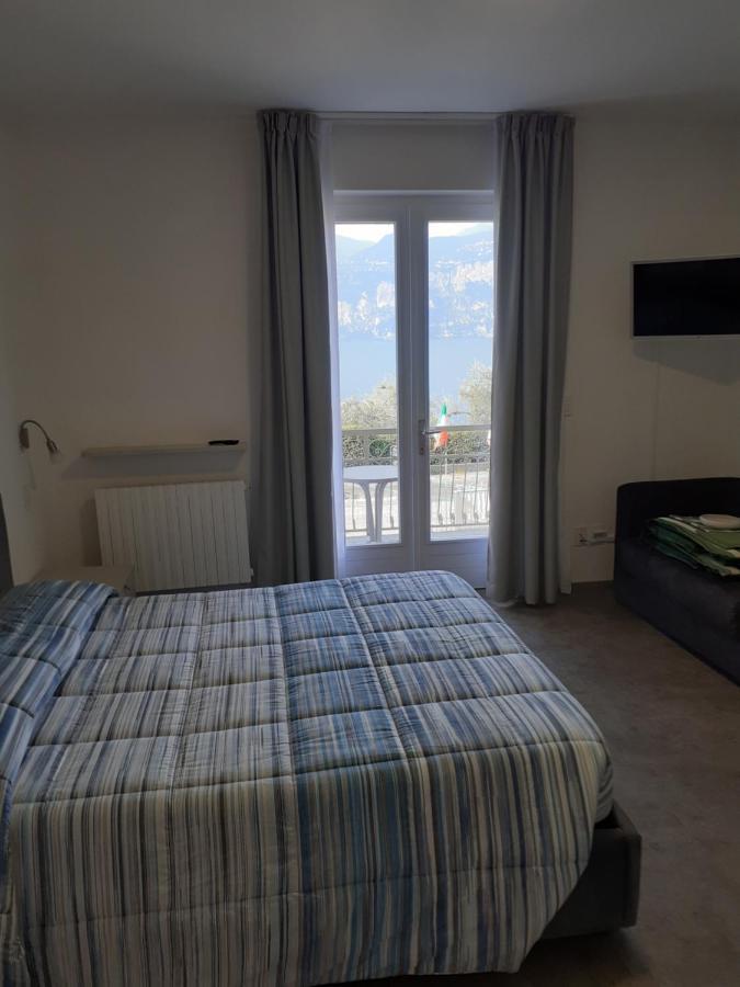 Residence Le Palme Appartamenti Malcesine Exterior photo