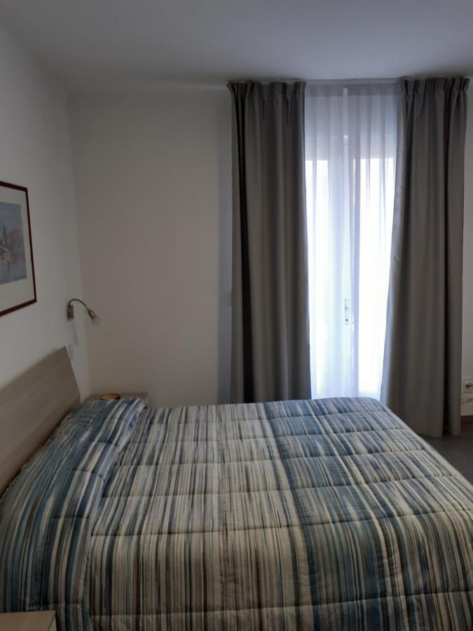 Residence Le Palme Appartamenti Malcesine Exterior photo